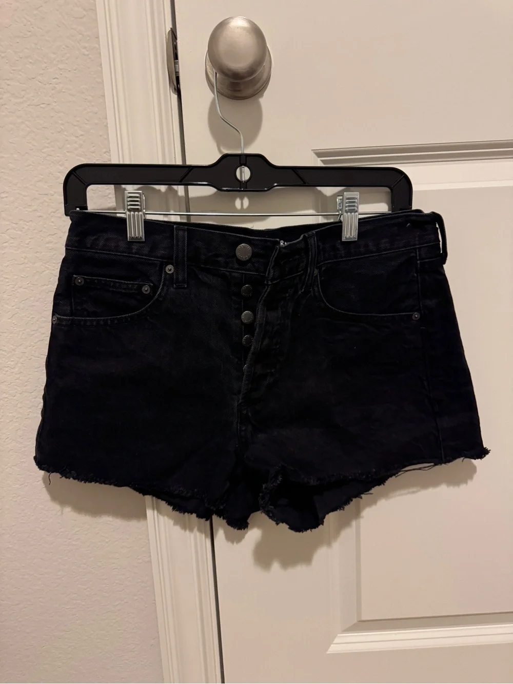 Aritzia Denim Forum The Ex-Boyfriend Hi-Rise Denim Short size 25